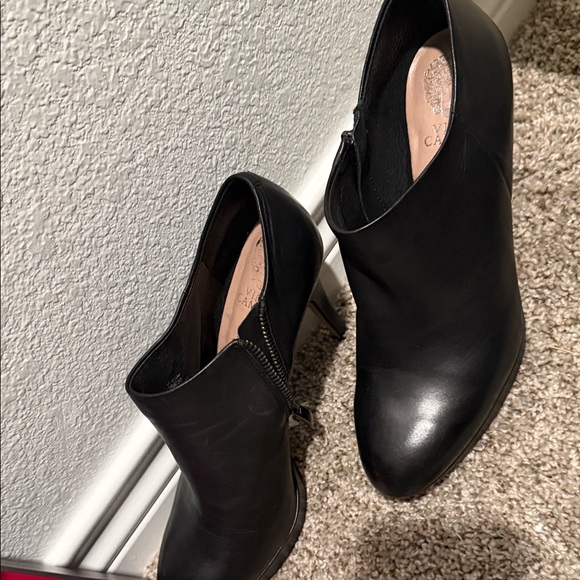 Vince Camuto Black Leather Ankle Boots - Picture 4 of 9